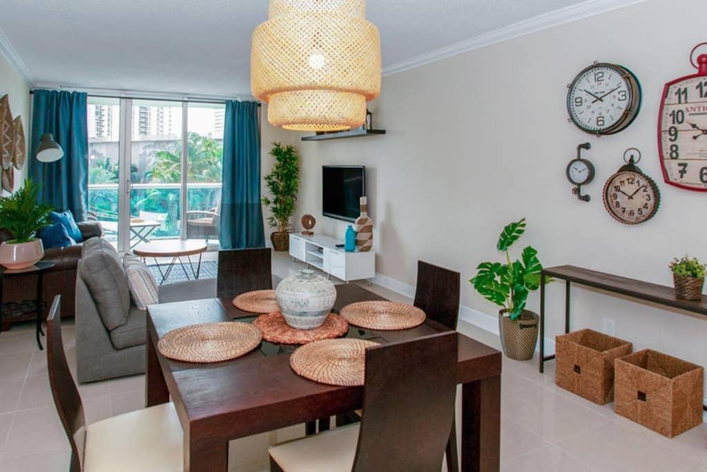 Beautiful Apartment Steps Away From The Beach Μαϊάμι Μπιτς Εξωτερικό φωτογραφία